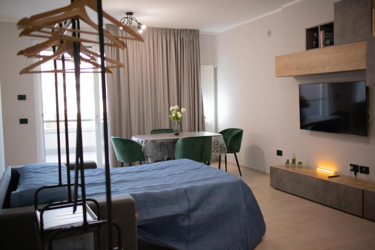 E-Twelve Apartment Naples Exterior photo